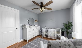 26 Knoll Crest Dr, Bangor, ME 04401