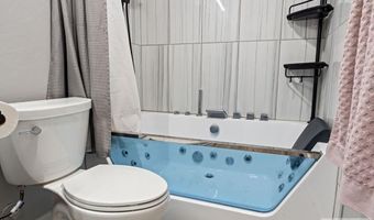 6147 Beacon Ln, Chubbuck, ID 83202