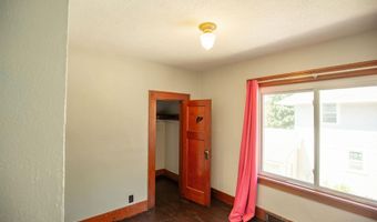 306 E College, Algona, IA 50511