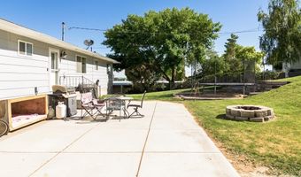 609 Calder Ave, American Falls, ID 83211