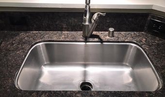 1039 S Positano Ave, Anaheim, CA 92808