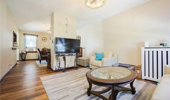 8 Lawrence St, Cumberland, RI 02864