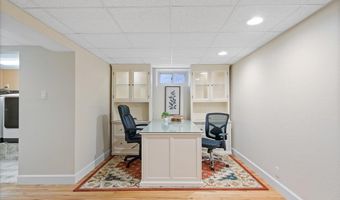 220 W 4TH Ave, Cheyenne, WY 82001