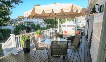 18 Sylvan Ter, Newport, RI 02840