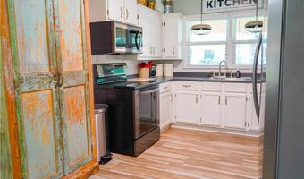 1508 Roosevelt Dr, Alice, TX 78332
