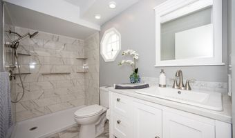 1145 Youngs Rd G, Amherst, NY 14221