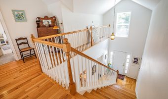 62 Meridian Rd, Beaufort, SC 29907