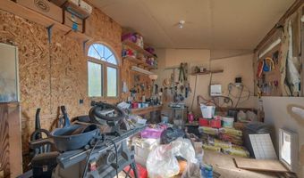 63 Jack Rabbit Ln, Clark, WY 82435