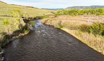 84 Bow Fiddle Ranch Rd, Centennial, WY 82070
