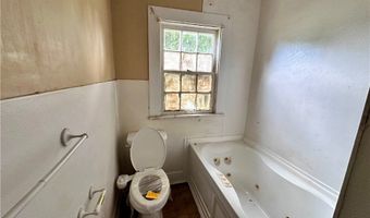 621 3rd Ave SE, Aliceville, AL 35442