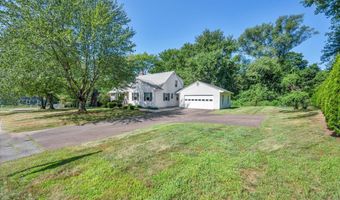 24 Iron Gate Ln, Cromwell, CT 06416