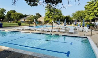 640 Painted Vista Dr, Ballwin, MO 63021