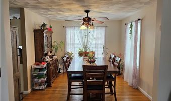 3 Bank St, Cranston, RI 02920