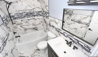 46 Phelps Ave, Bergenfield, NJ 07621
