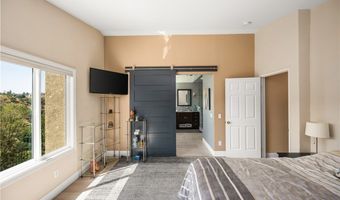 7686 E Big Canyon Dr, Anaheim, CA 92808