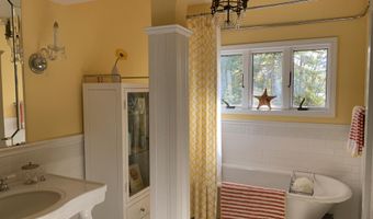1325 Crestview Dr, Alpena, MI 49707