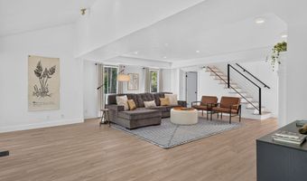 1979 S CAVE HOLLOW Way, Bountiful, UT 84010