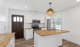 802 Amherst Ave, Altavista, VA 24517