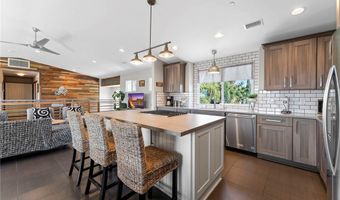 1611 Whaley St, Oceanside, CA 92054