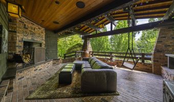 99 Granite St, Ashland, OR 97520