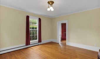 92 Cedar St, Belfast, ME 04915