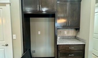 8 Cannich Ln, Bella Vista, AR 72715