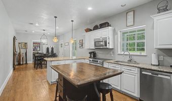 11353 Hattie K Dr, Biloxi, MS 39532