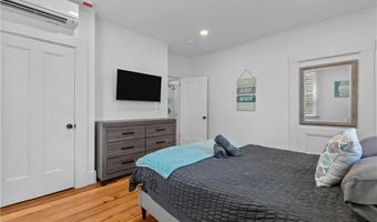 13 Sherman St 1, Newport, RI 02840