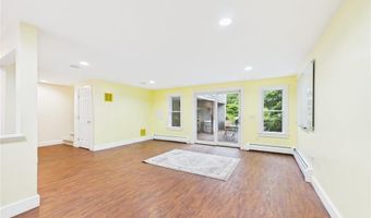 50 Intrepid Ln, Jamestown, RI 02835