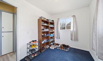 727 Springbrook Ave, Adrian, MI 49221