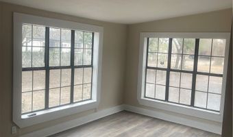 916 S Reynolds St, Alice, TX 78332