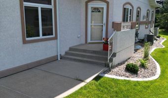 1959 Mesquite Loop, Bismarck, ND 58503