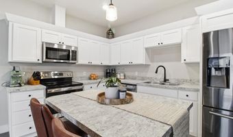 900 E 20th St, Burley, ID 83318