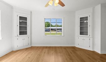 402 E Poplar St, Atmore, AL 36502