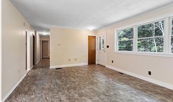 2672 N Belfast Ave, Augusta, ME 04330