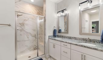 183 Rough Ridge Trl, Aberdeen, NC 28315