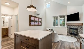 1931 NW Fields St, Bend, OR 97703