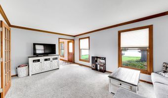525 Skyline Dr, Algonquin, IL 60102