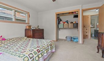 1218 W BREWSTER St, Appleton, WI 54914