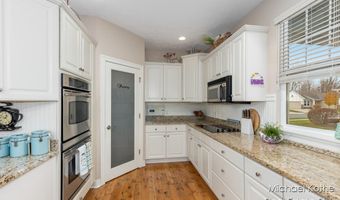 7443 Watermark Dr 32, Allendale, MI 49401