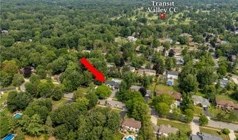 60 Fennec Ln, Amherst, NY 14051