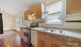 196 Spruce St, Badin, NC 28009