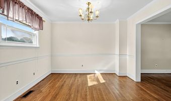 520 ERICKSON Ave, Hockessin, DE 19707