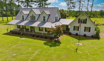 634 Alapaha River Dr, Alapaha, GA 31622
