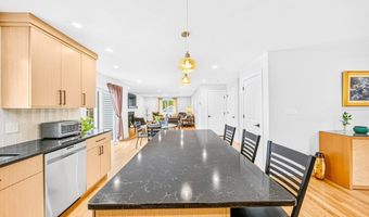2 Sequoia St, Billerica, MA 01821