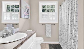 5 WEYMOUTH Ln, Coventry, RI 02816