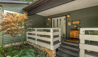 512 River Dr, Clark Fork, ID 83811