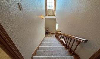 2702 N Hickory St, McAlester, OK 74501