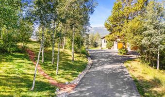 374 UPPER RIDGE Rd, Alpine, WY 83128