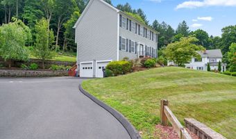 4 Brushy Hill Rd, Danbury, CT 06810